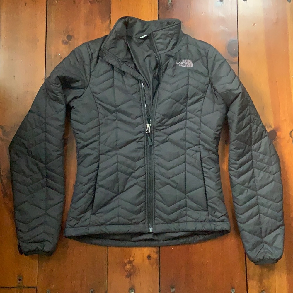 Women’s Black North Face Light Puffer Jacket Size XS